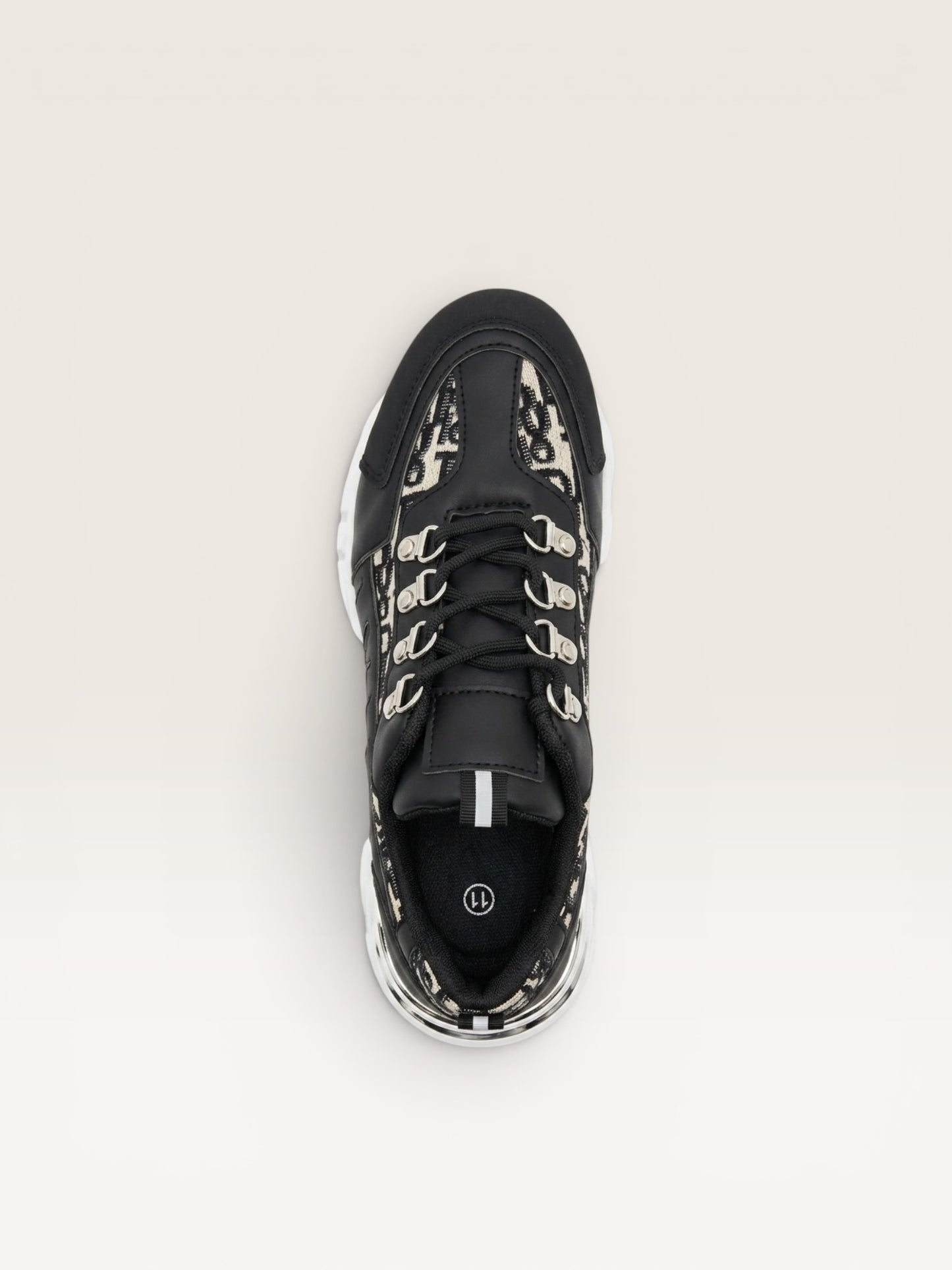Chunky Monogram Sneakers – Svart