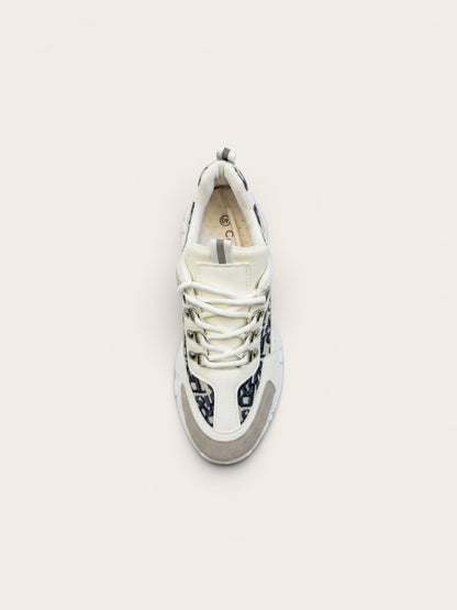 Chunky Monogram Sneakers – Vit